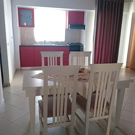 Apartment Deluxe *