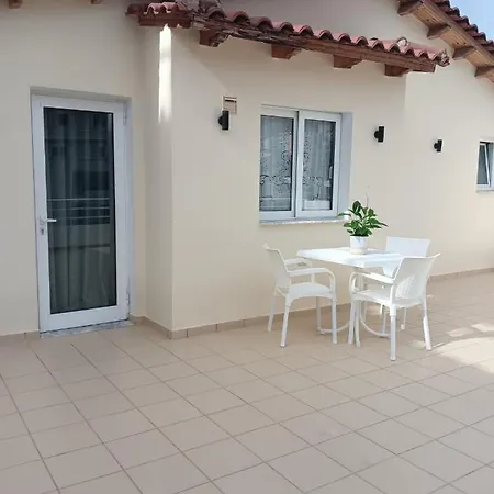 Deluxe Apartment *