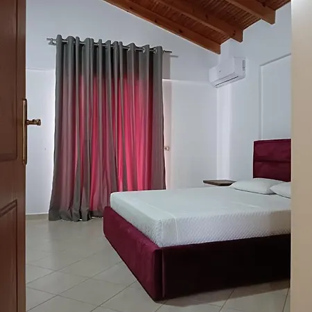 Apartment Deluxe *
